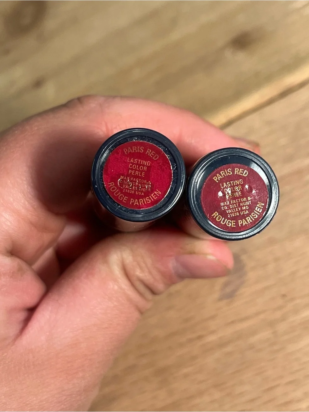 Max Factor Lasting Color Lipstick #1520 802 Paris Red Discontinued Rare Vintage